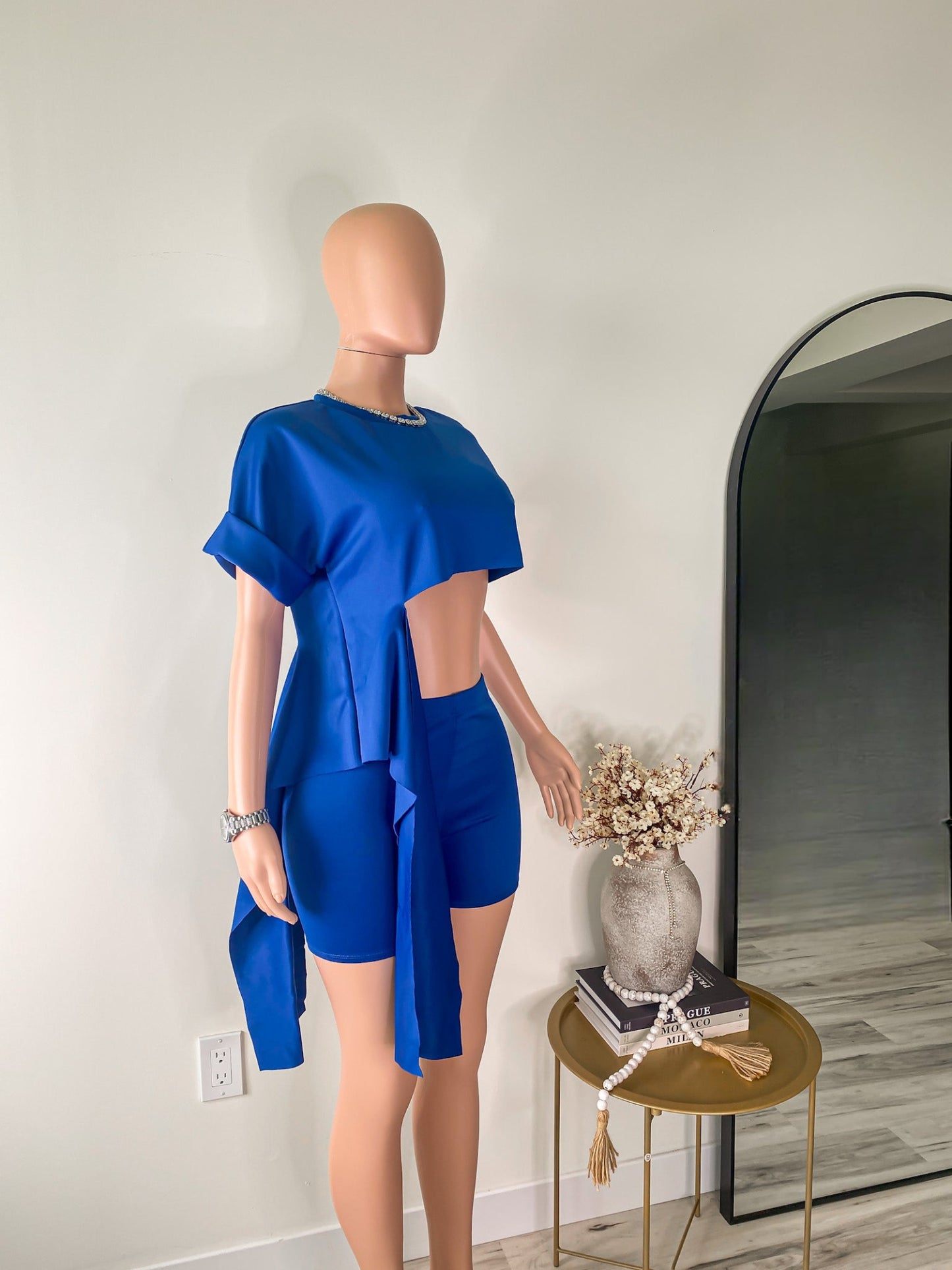 Flow State – Blue Draped Tie Crop Tee & Biker Shorts Set