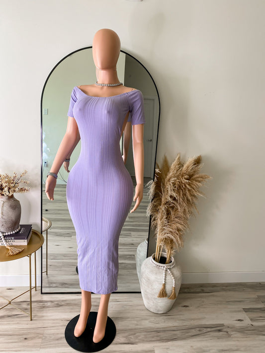 Bare Intentions – Ribbed Backless Midi Dress (Lavender)